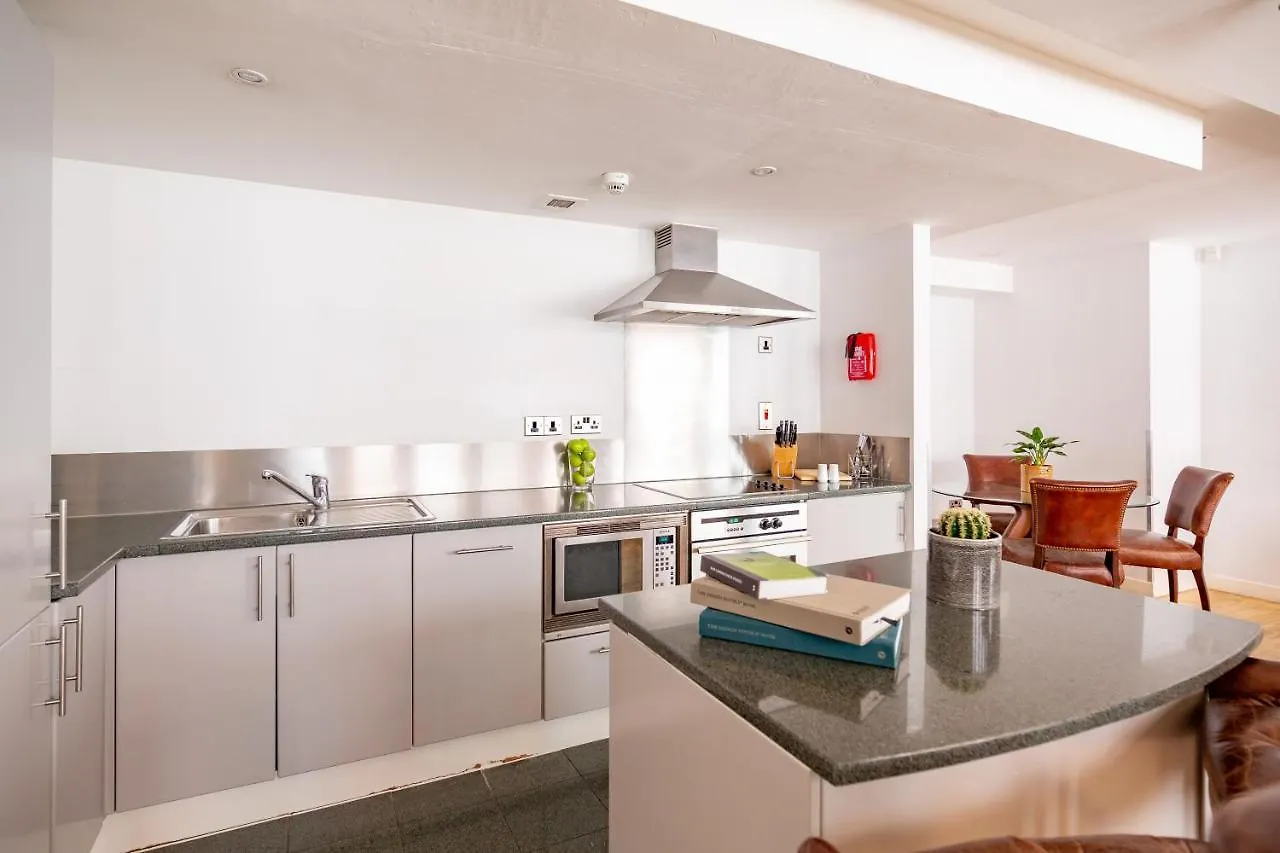 196 Bishopsgate Apartment London