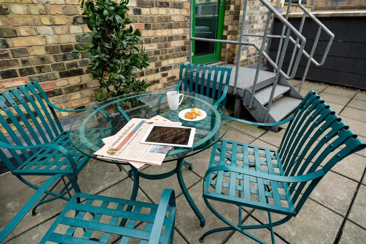 196 Bishopsgate Apartment London