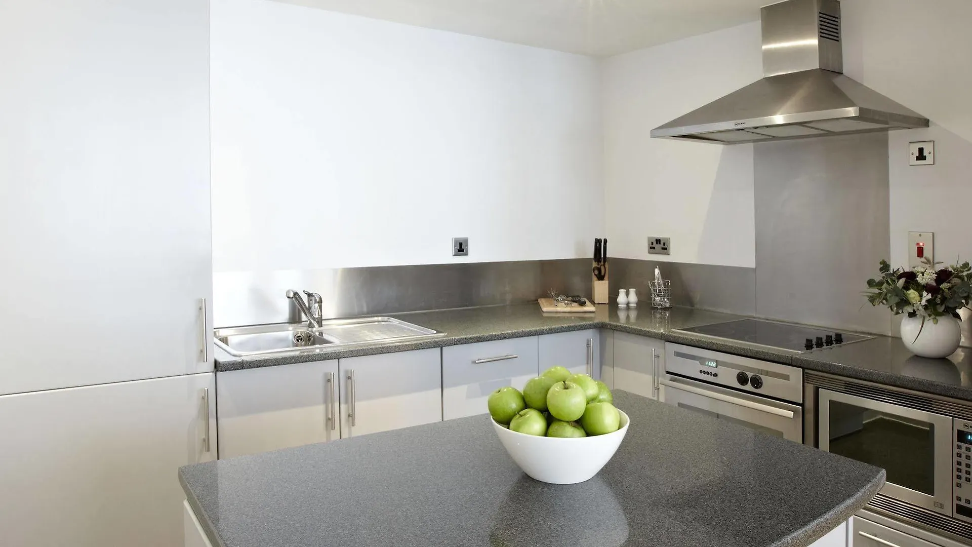 196 Bishopsgate Apartment London