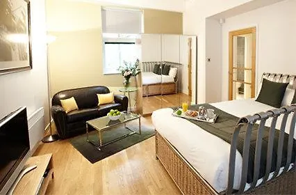 196 Bishopsgate Apartment London 0*,