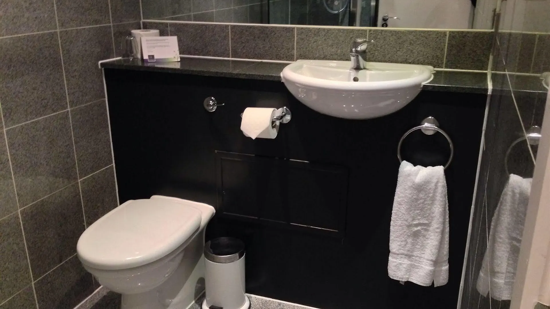 196 Bishopsgate Apartment London